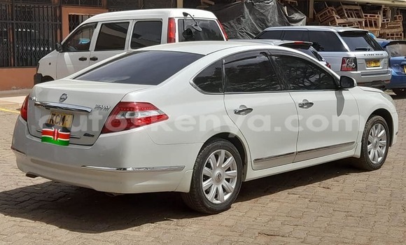 Oofamaa Nissan Teana White Makiinaa iti Nairobi keessatti Nairobi keessatti Oofamaa Nissan Teana White Makiinaa iti Nairobi keessatti Nairobi keessatti