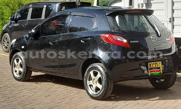 Oofamaa Mazda Demio Black Makiinaa iti Nairobi keessatti Nairobi keessatti