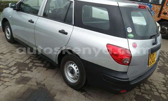 Nunua Ilio tumika Nissan AD Fedha Gari ndani ya Nairobi nchini Nairobi Nunua Ilio tumika Nissan AD Fedha Gari ndani ya Nairobi nchini Nairobi