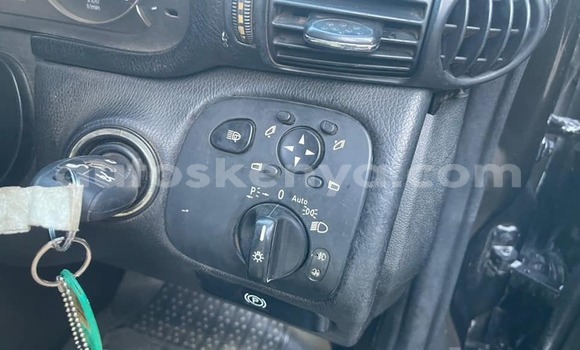Nunua Ilio tumika Mercedes‒Benz C–Class Nyeusi Gari ndani ya Nairobi nchini Nairobi Nunua Ilio tumika Mercedes‒Benz C–Class Nyeusi Gari ndani ya Nairobi nchini Nairobi