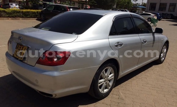 Nunua Ilio tumika Toyota Matrix Fedha Gari ndani ya Nairobi nchini Nairobi Nunua Ilio tumika Toyota Matrix Fedha Gari ndani ya Nairobi nchini Nairobi