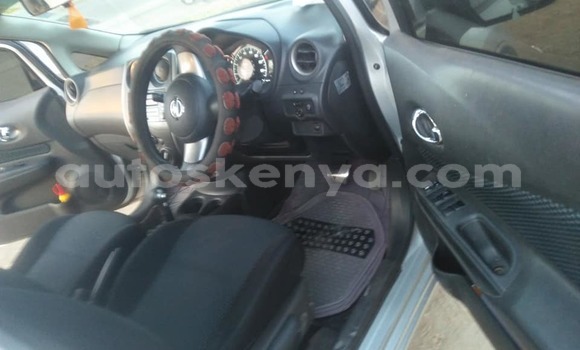 Nunua Ilio tumika Nissan Note Fedha Gari ndani ya Nairobi nchini Nairobi Nunua Ilio tumika Nissan Note Fedha Gari ndani ya Nairobi nchini Nairobi