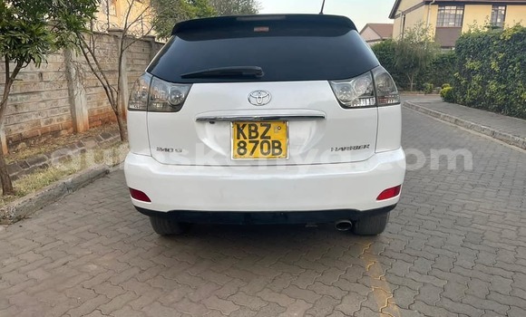 Nunua Ilio tumika Toyota Harrier Nyeupe Gari ndani ya Nairobi nchini Nairobi Nunua Ilio tumika Toyota Harrier Nyeupe Gari ndani ya Nairobi nchini Nairobi