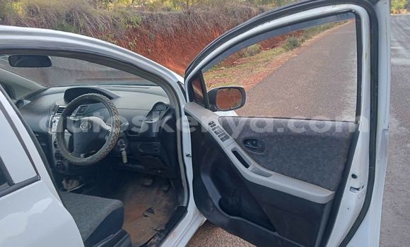 Buy Used Toyota Vitz White Car in Eldoret in Rift Valley Buy Used Toyota Vitz White Car in Eldoret in Rift Valley