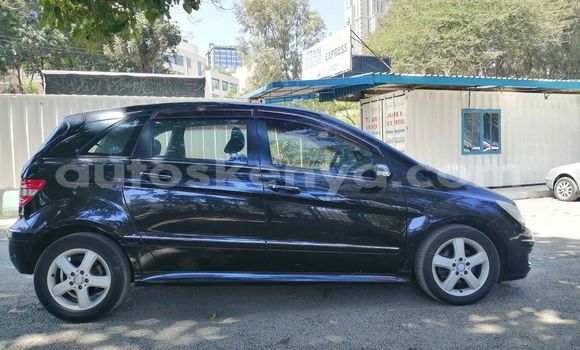 Oofamaa Mercedes‒Benz B-klasse Black Makiinaa iti Nairobi keessatti Nairobi keessatti Oofamaa Mercedes‒Benz B-klasse Black Makiinaa iti Nairobi keessatti Nairobi keessatti