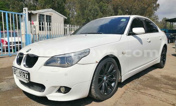 Oofamaa BMW 5–Series White Makiinaa iti Nairobi keessatti Nairobi keessatti Oofamaa BMW 5–Series White Makiinaa iti Nairobi keessatti Nairobi keessatti
