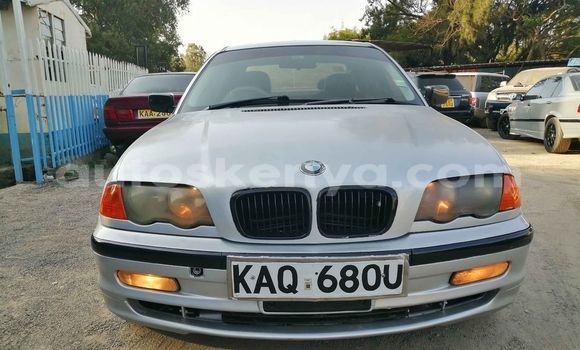 Oofamaa BMW 3–Series Silver Makiinaa iti Nairobi keessatti Nairobi keessatti Oofamaa BMW 3–Series Silver Makiinaa iti Nairobi keessatti Nairobi keessatti