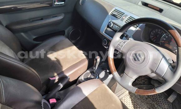 Oofamaa Suzuki Swift Silver Makiinaa iti Nairobi keessatti Nairobi keessatti Oofamaa Suzuki Swift Silver Makiinaa iti Nairobi keessatti Nairobi keessatti