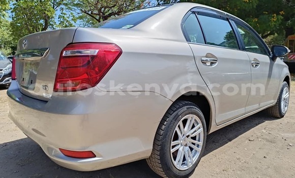 Oofamaa Toyota Axio Brown Makiinaa iti Mombasa keessatti Coastal Kenya keessatti Oofamaa Toyota Axio Brown Makiinaa iti Mombasa keessatti Coastal Kenya keessatti