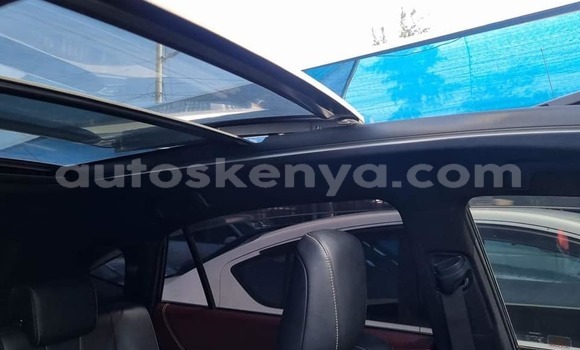 Nunua Ilio tumika Toyota Land Cruiser Nyeupe Gari ndani ya Mombasa nchini Kenya ya Pwani Nunua Ilio tumika Toyota Land Cruiser Nyeupe Gari ndani ya Mombasa nchini Kenya ya Pwani