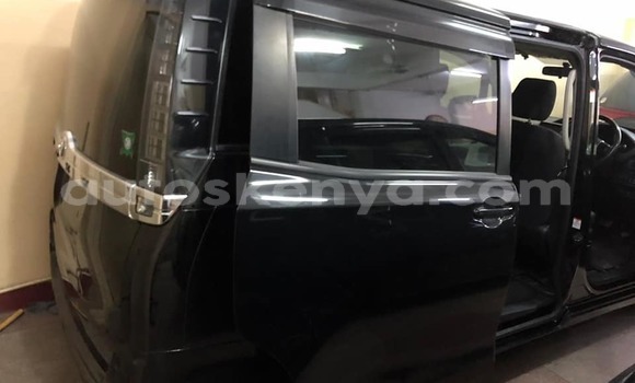 Nunua Ilio tumika Toyota Voxy Nyeusi Gari ndani ya Mombasa nchini Kenya ya Pwani Nunua Ilio tumika Toyota Voxy Nyeusi Gari ndani ya Mombasa nchini Kenya ya Pwani