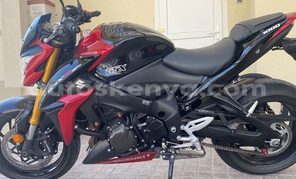 Oofamaa Suzuki GSX Red Doqdoqqee iti Nairobi keessatti Nairobi keessatti