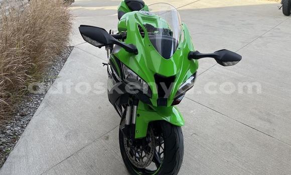 Nunua Ilio tumika Kawasaki Ninja ZX-10R Bluu Bike ndani ya El Wak nchini Kaskazini Mashariki mwa Kenya Nunua Ilio tumika Kawasaki Ninja ZX-10R Bluu Bike ndani ya El Wak nchini Kaskazini Mashariki mwa Kenya