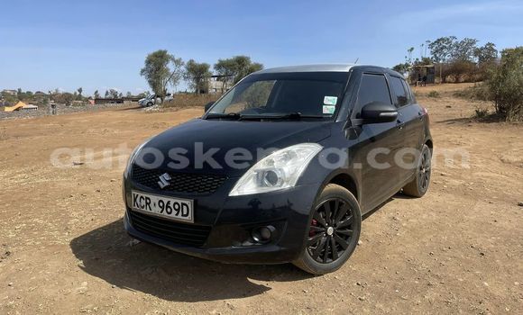 Oofamaa Suzuki Swift Black Makiinaa iti Nairobi keessatti Nairobi keessatti