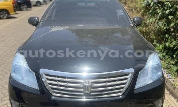Oofamaa Toyota Crown Black Makiinaa iti Nairobi keessatti Nairobi keessatti Oofamaa Toyota Crown Black Makiinaa iti Nairobi keessatti Nairobi keessatti