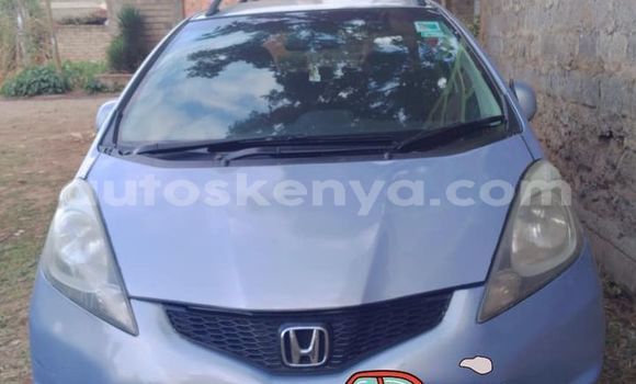 Nunua Ilio tumika Honda Fit Bluu Gari ndani ya Nairobi nchini Nairobi Nunua Ilio tumika Honda Fit Bluu Gari ndani ya Nairobi nchini Nairobi