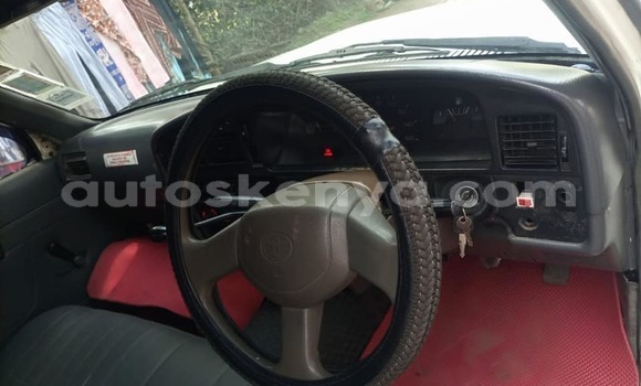 Buy Used Toyota Hilux White Car in Nairobi in Nairobi Buy Used Toyota Hilux White Car in Nairobi in Nairobi