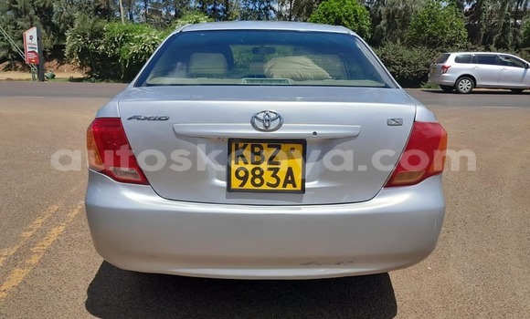 Oofamaa Toyota Axio Silver Makiinaa iti Kiambu keessatti Central Kenya keessatti Oofamaa Toyota Axio Silver Makiinaa iti Kiambu keessatti Central Kenya keessatti