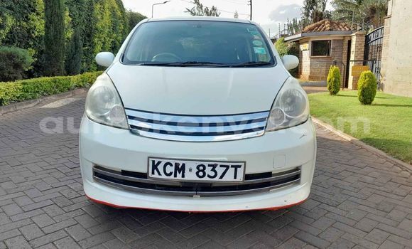 Oofamaa Nissan Note White Makiinaa iti Kiambu keessatti Central Kenya keessatti Oofamaa Nissan Note White Makiinaa iti Kiambu keessatti Central Kenya keessatti