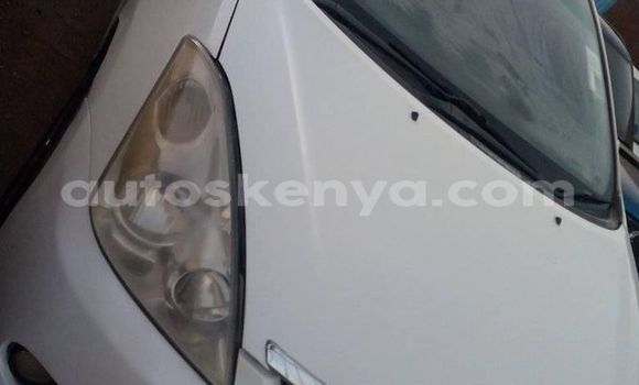 Nunua Ilio tumika Toyota Wish Nyeupe Gari ndani ya Nairobi nchini Nairobi