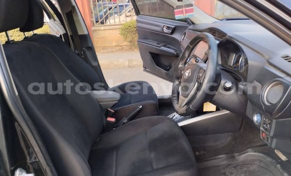 Oofamaa Toyota Fielder Black Makiinaa iti Nairobi keessatti Nairobi keessatti Oofamaa Toyota Fielder Black Makiinaa iti Nairobi keessatti Nairobi keessatti