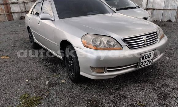 Nunua Ilio tumika Toyota Mark II Fedha Gari ndani ya Nairobi nchini Nairobi