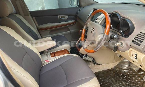 Nunua Ilio tumika Toyota Harrier Fedha Gari ndani ya Nairobi nchini Nairobi Nunua Ilio tumika Toyota Harrier Fedha Gari ndani ya Nairobi nchini Nairobi