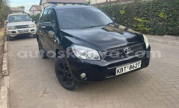 Nunua Ilio tumika Toyota RAV4 Nyeusi Gari ndani ya Nairobi nchini Nairobi