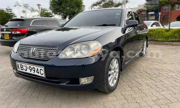 Oofamaa Toyota Mark II Blue Makiinaa iti Nairobi keessatti Nairobi keessatti
