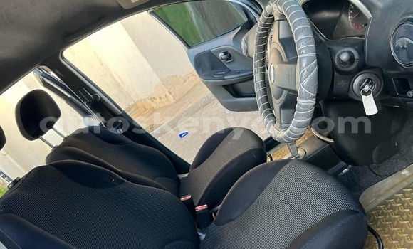 Buy Used Nissan Note Silver Car in Nairobi in Nairobi Buy Used Nissan Note Silver Car in Nairobi in Nairobi