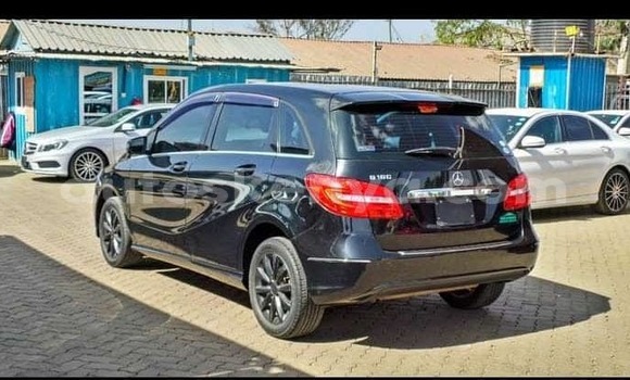Nunua Ilio tumika Mercedes‒Benz B-klasse Nyeusi Gari ndani ya Nairobi nchini Nairobi