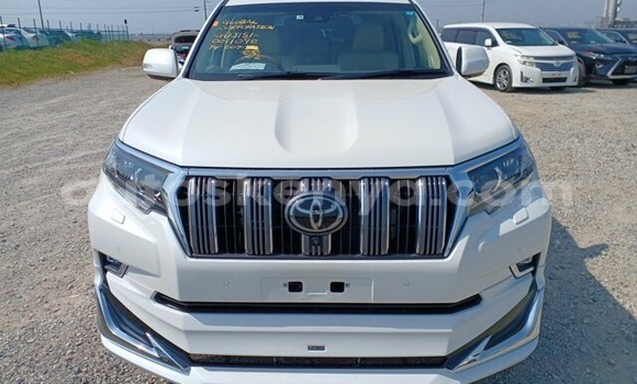 Buy Used Toyota Land Cruiser Prado White Car in Nairobi in Nairobi Buy Used Toyota Land Cruiser Prado White Car in Nairobi in Nairobi