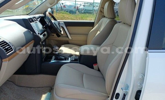 Buy Used Toyota Land Cruiser Prado White Car in Nairobi in Nairobi Buy Used Toyota Land Cruiser Prado White Car in Nairobi in Nairobi