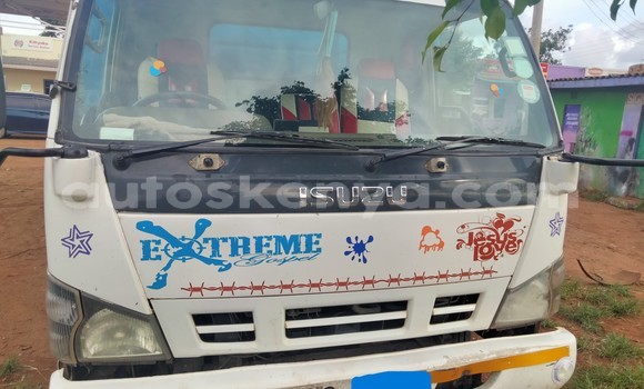 Buy Used Isuzu N–serie White Truck in Machakos in East Kenya