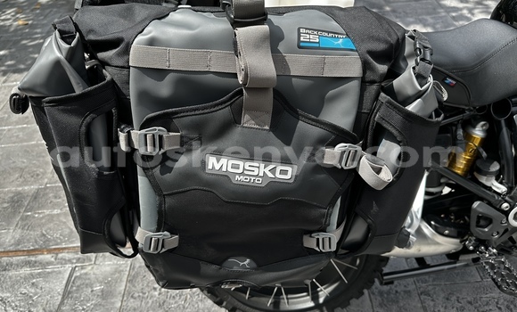 Nunua Ilio tumika BMW R1200GS Adventure Nyeusi Bike ndani ya Mombasa nchini Kenya ya Pwani Nunua Ilio tumika BMW R1200GS Adventure Nyeusi Bike ndani ya Mombasa nchini Kenya ya Pwani