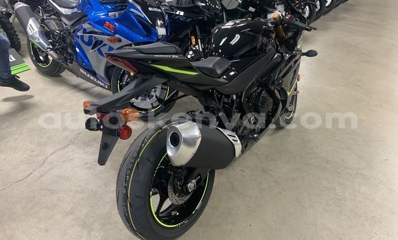 Nunua Mpya Suzuki GSX–R Nyeusi Bike ndani ya Nairobi nchini Nairobi Nunua Mpya Suzuki GSX–R Nyeusi Bike ndani ya Nairobi nchini Nairobi