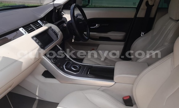 Oofamaa Range Rover Evoque White Makiinaa iti Nairobi keessatti Nairobi keessatti Oofamaa Range Rover Evoque White Makiinaa iti Nairobi keessatti Nairobi keessatti
