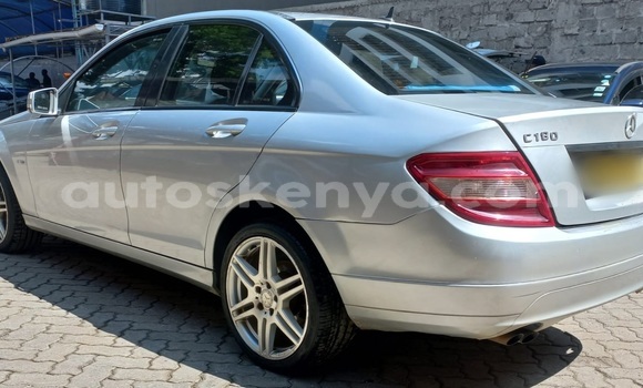 Oofamaa Mercedes-Benz C-Classe Silver Makiinaa iti Nairobi keessatti Nairobi keessatti Oofamaa Mercedes-Benz C-Classe Silver Makiinaa iti Nairobi keessatti Nairobi keessatti