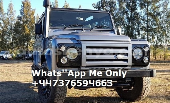 Buy Used Land Rover Defender Silver Car in Nairobi in Nairobi