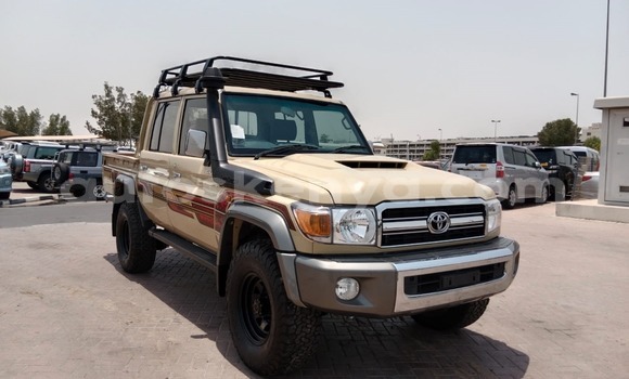Nunua Ilio tumika Toyota Land Cruiser Nyingine Gari ndani ya Mombasa nchini Kenya ya Pwani