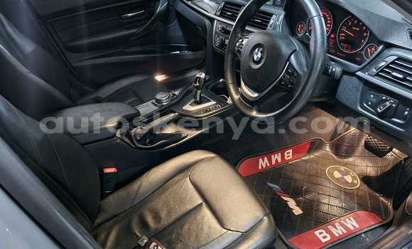 Oofamaa BMW 3–Series Silver Makiinaa iti Nairobi keessatti Nairobi keessatti Oofamaa BMW 3–Series Silver Makiinaa iti Nairobi keessatti Nairobi keessatti