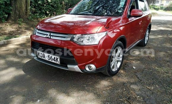 Nunua Ilio tumika Mitsubishi Outlander Nyekundu Gari ndani ya Nairobi nchini Nairobi Nunua Ilio tumika Mitsubishi Outlander Nyekundu Gari ndani ya Nairobi nchini Nairobi