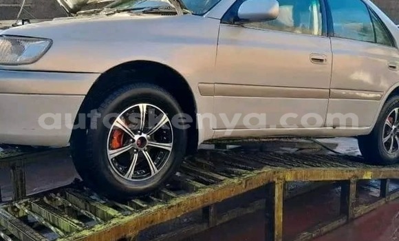 Oofamaa Toyota Premio Other Makiinaa iti Nairobi keessatti Nairobi keessatti