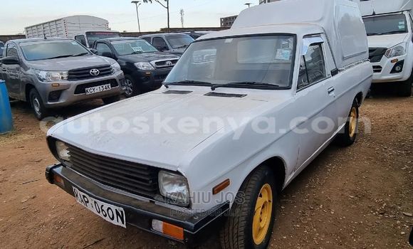 Buy Used Nissan 350Z White Car in Nairobi in Nairobi Buy Used Nissan 350Z White Car in Nairobi in Nairobi