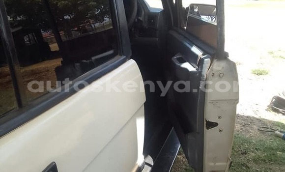 Buy Used Range Rover Range Rover White Car in Nairobi in Nairobi Buy Used Range Rover Range Rover White Car in Nairobi in Nairobi