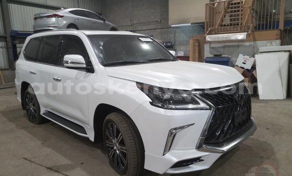 Buy Used Lexus LX White Car in Kerugoya in Central Kenya Buy Used Lexus LX White Car in Kerugoya in Central Kenya