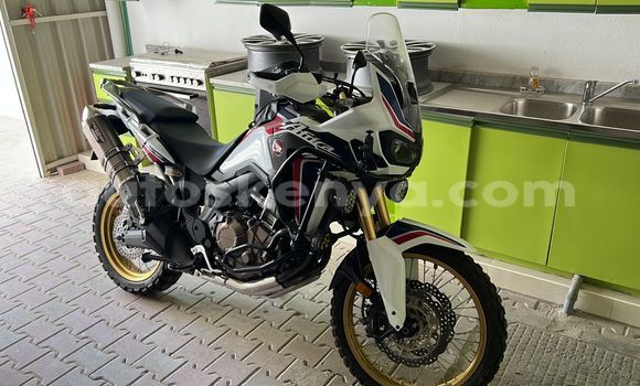 Oofamaa Honda CRF White Doqdoqqee iti Nairobi keessatti Nairobi keessatti