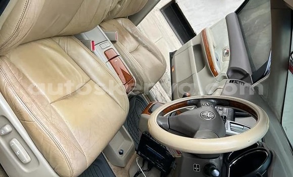 Buy Used Toyota Harrier Black Car in Nairobi in Nairobi Buy Used Toyota Harrier Black Car in Nairobi in Nairobi