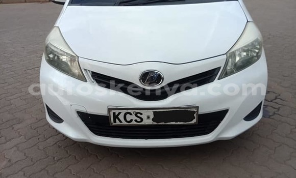 Nunua Ilio tumika Toyota Vitz Nyeupe Gari ndani ya Nairobi nchini Nairobi Nunua Ilio tumika Toyota Vitz Nyeupe Gari ndani ya Nairobi nchini Nairobi