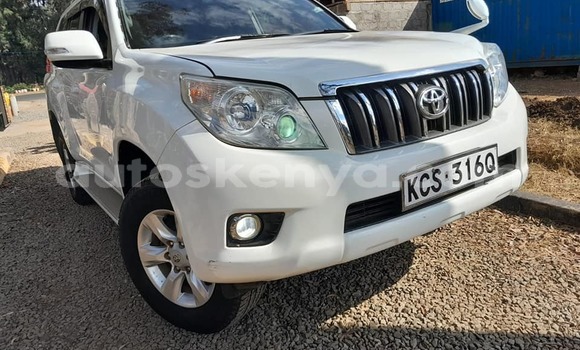 Buy Used Toyota Land Cruiser White Car in Nairobi in Nairobi Buy Used Toyota Land Cruiser White Car in Nairobi in Nairobi